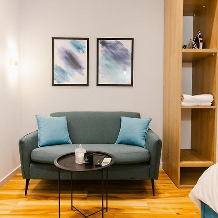 Durres Str Modern Apartments - The Nest Tiranë Ngoại thất bức ảnh